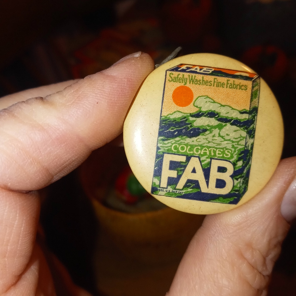Vintage cloth retractable advertising celluloid Fabric tape measure